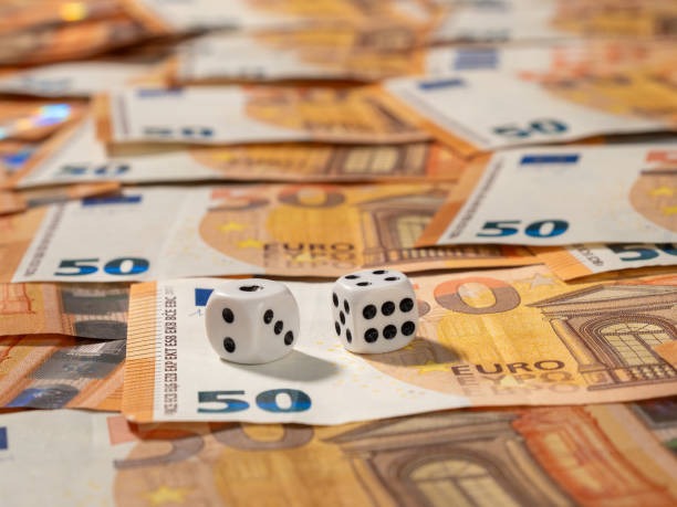 register gengtoto Caribbean Stud Poker live-dealer table with professional dealer and multi-camera setup